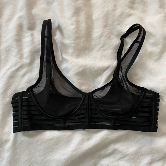 Victorias Secret bra bundle 32B - Picture 3 of 9